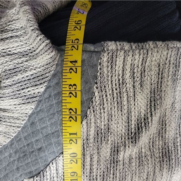 Womens Gray Sweater  - Picture 7 of 10